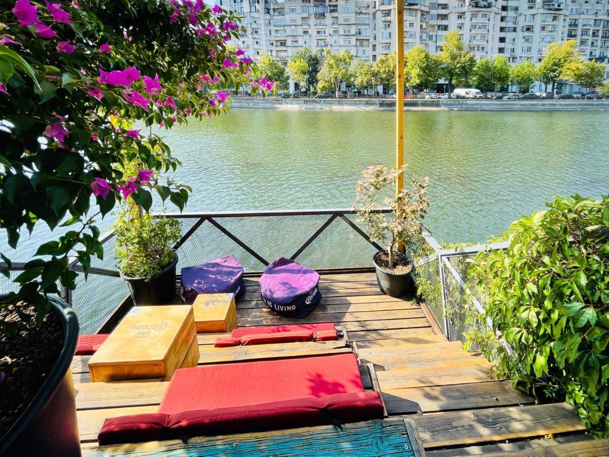 Madra Rentals Bucharest One Exteriér fotografie